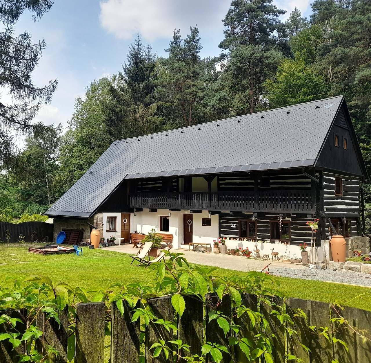 Drevenica pod skálou - Ždírecký Důl - České stredohorie