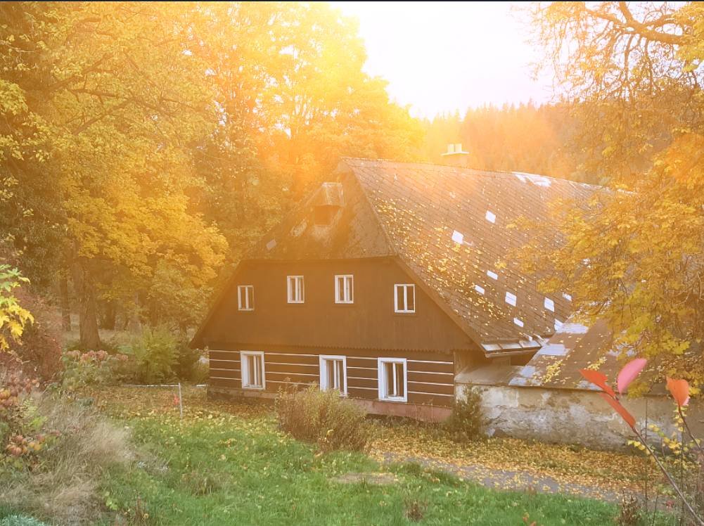 Roubenka u Andělů - na podzim