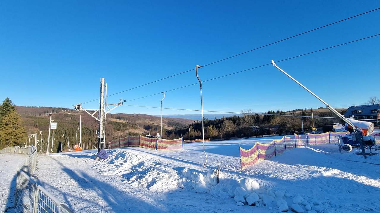 Ski areál Troják únor 2025