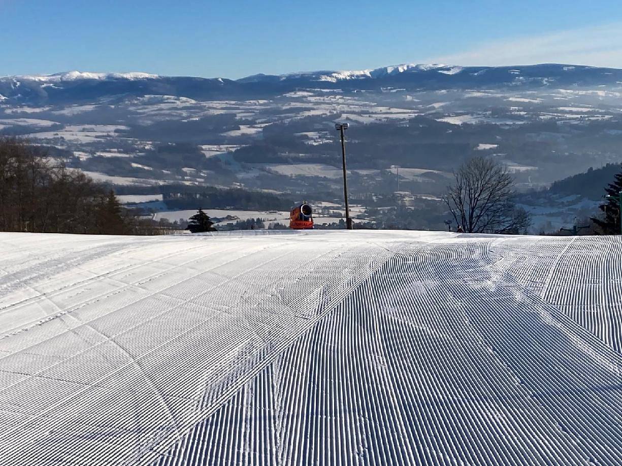 Ski Kozákov "manžestr" 6 km od chalupy