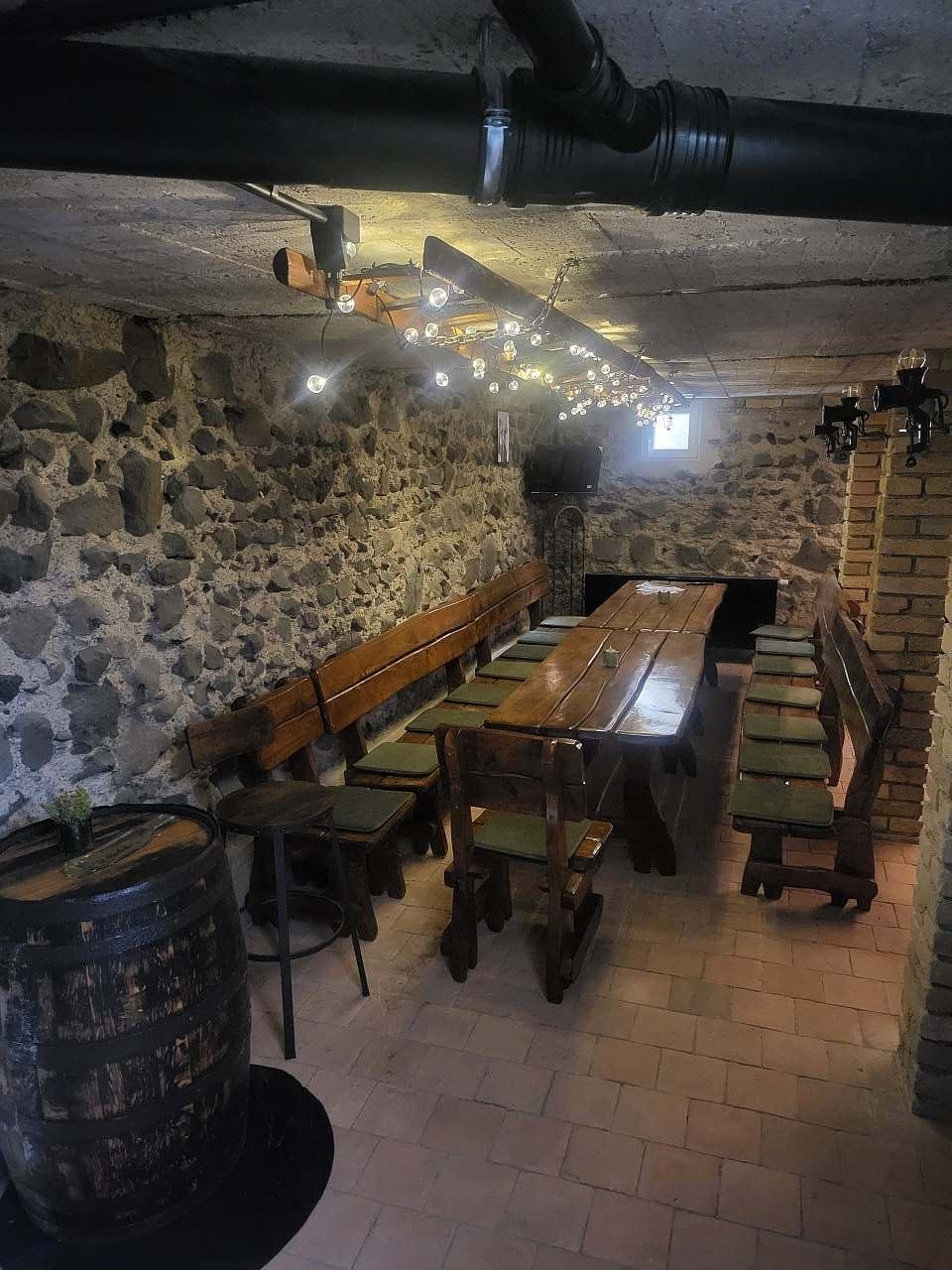 Sklípek k posezení