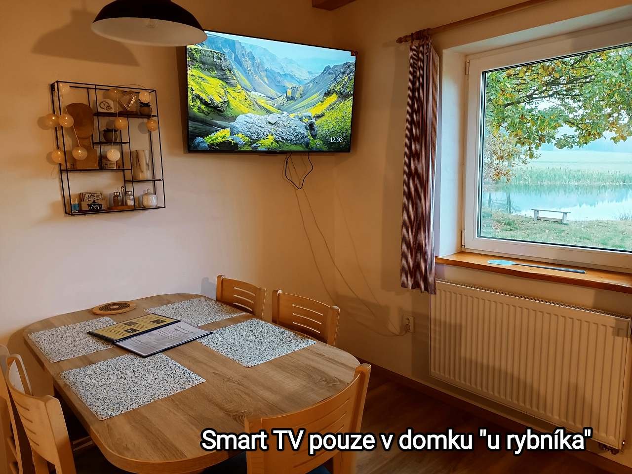 Smart TV je v domku &quot;u rybníka&quot;