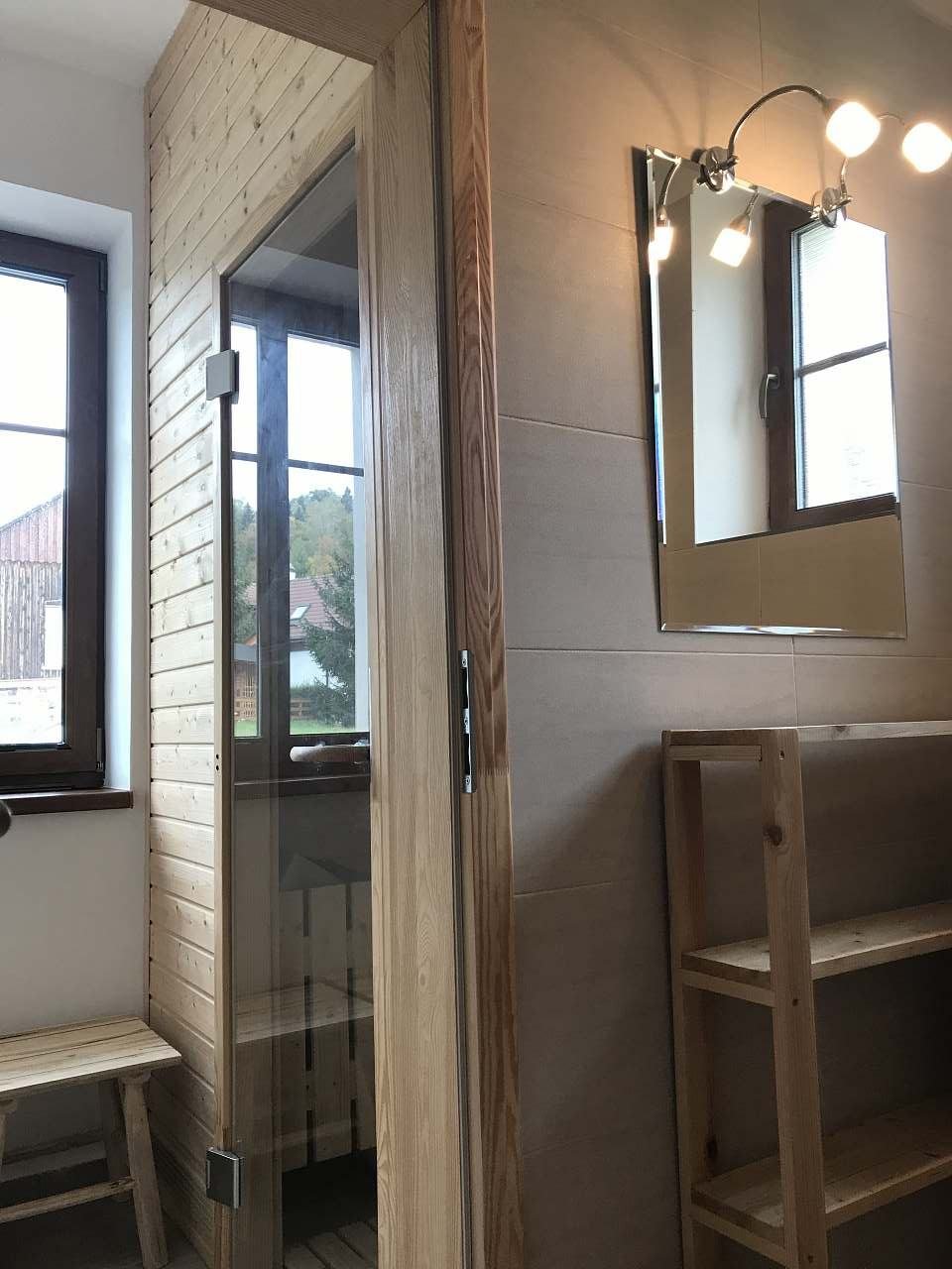 spodní koupelna se saunou