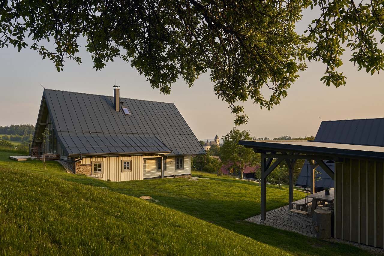 Společná pergola a prostor pro aktivity