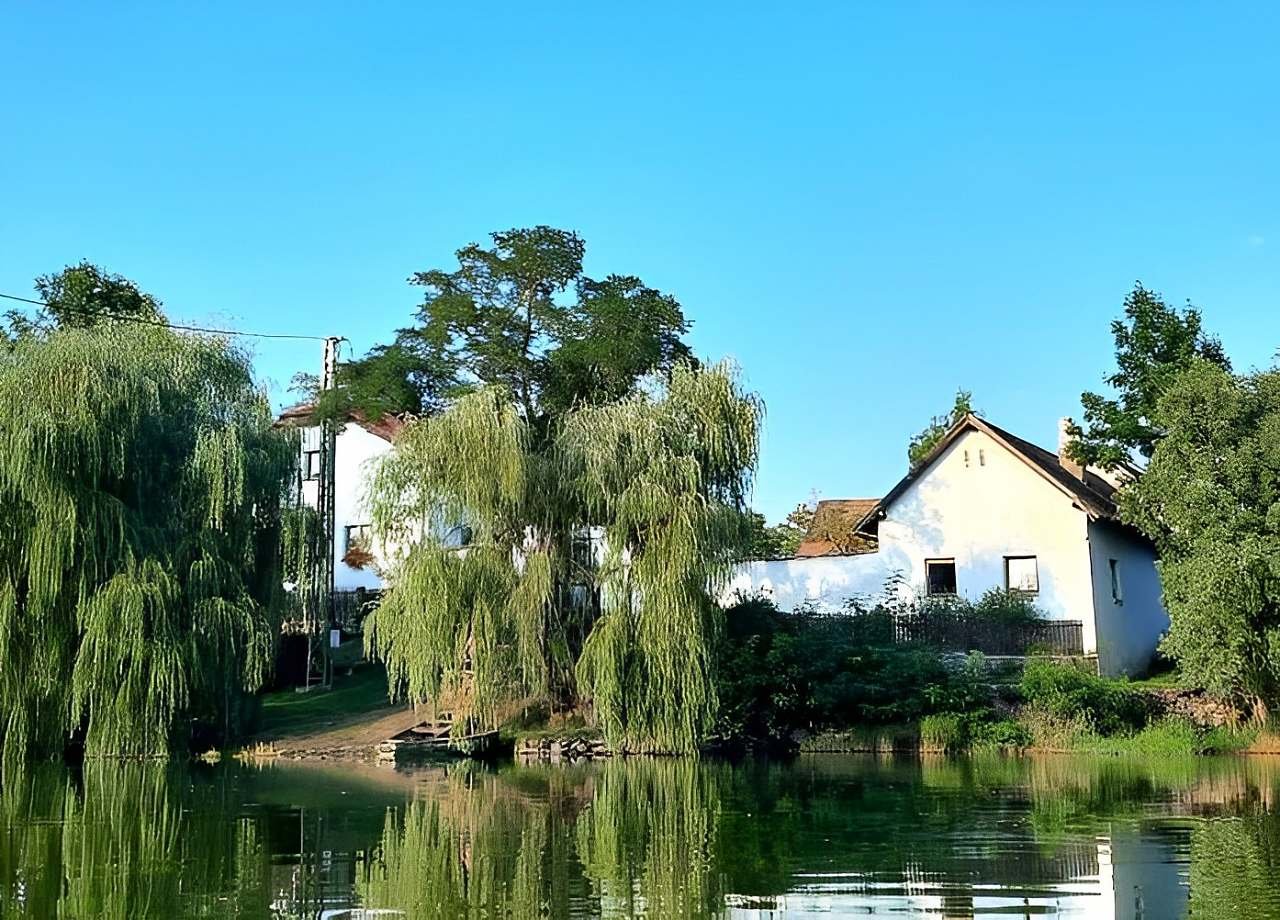 Statok Zrůbek - Líchovy - Středné Čechy