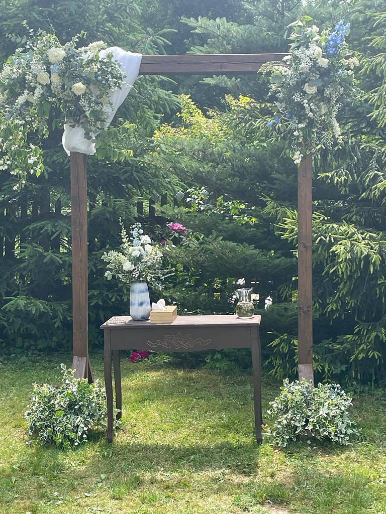svatební obřad zahrada