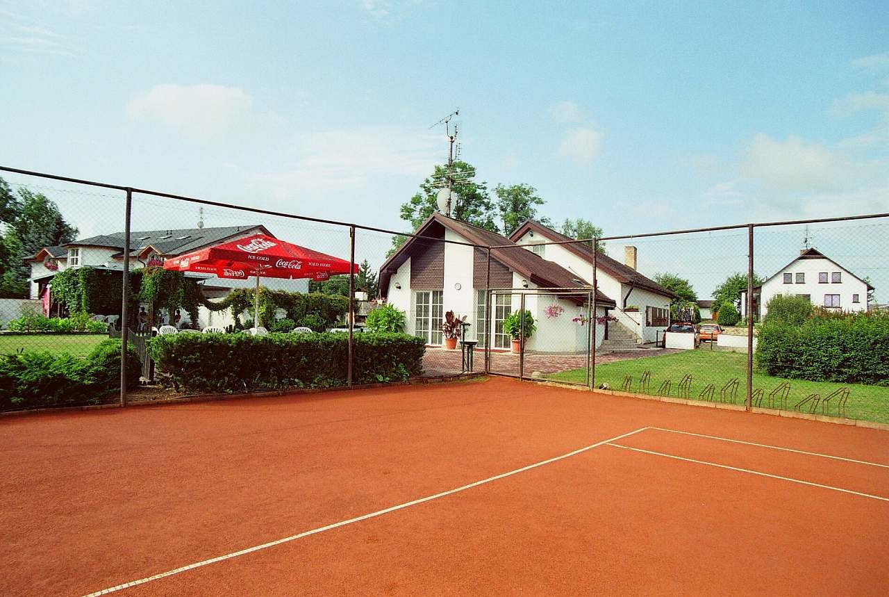 Ubytování s tenisem