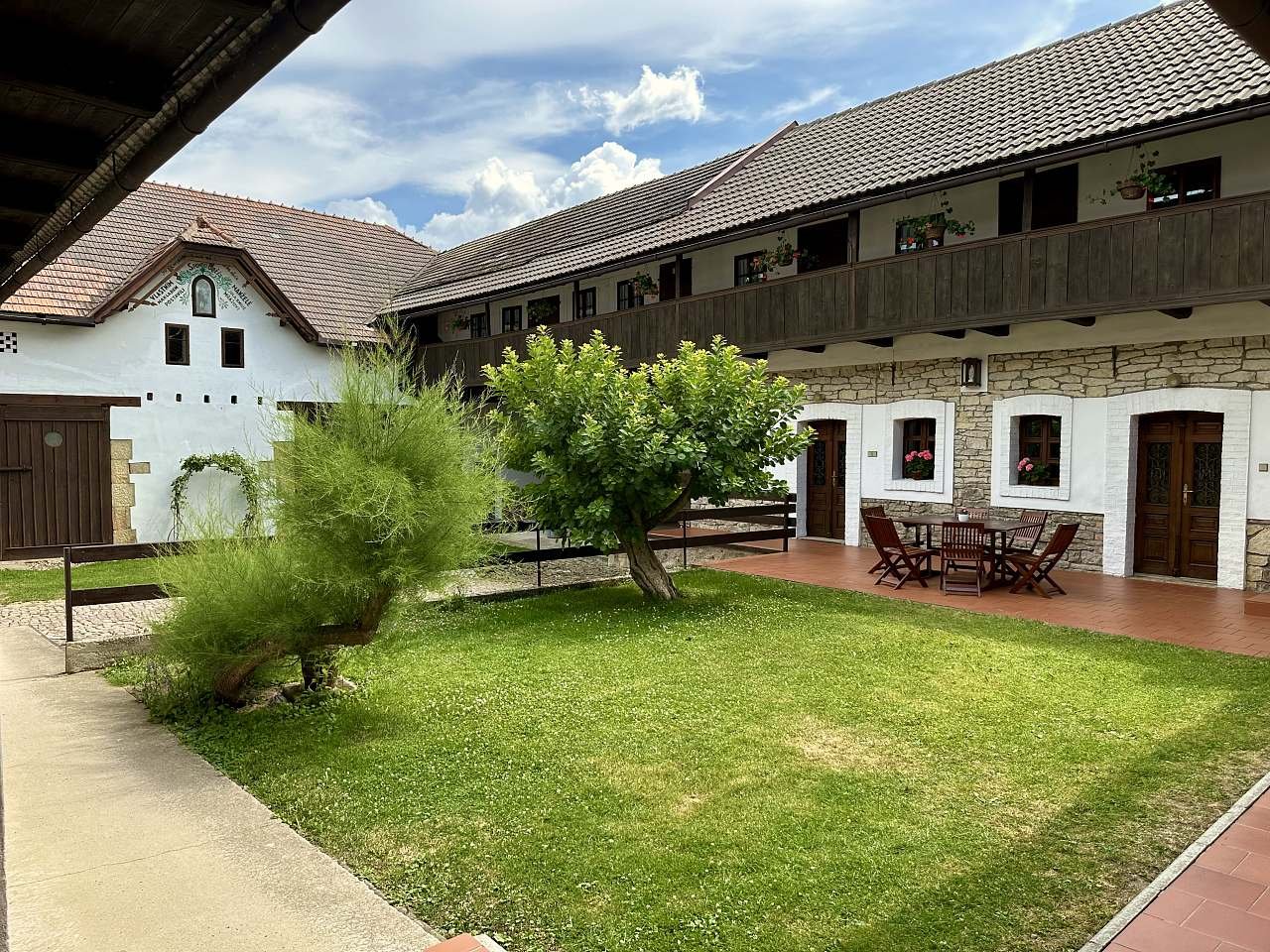 Uzavřený dvůr