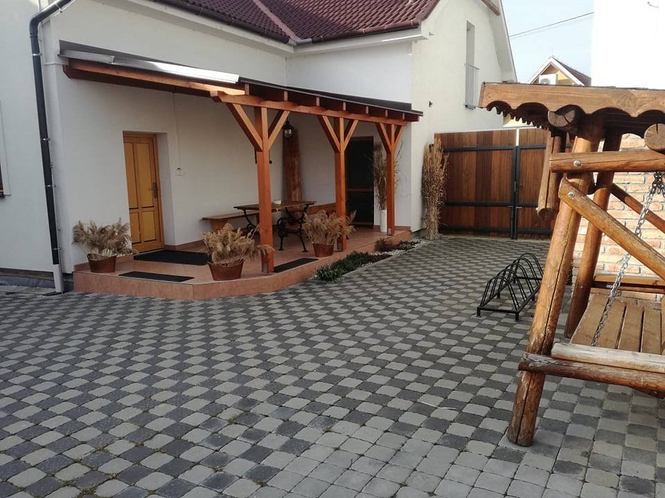 Venkovní posezení 1