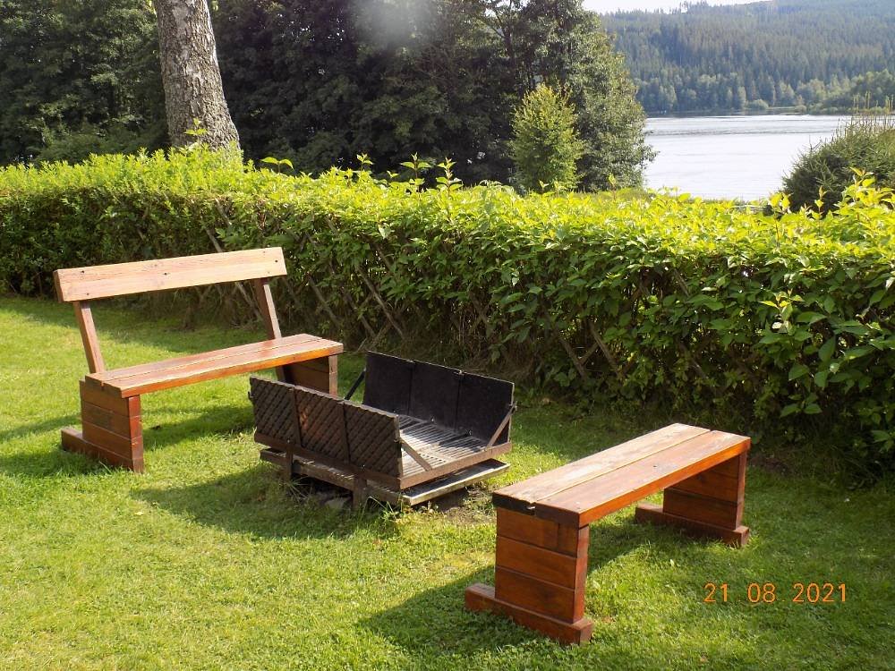 Výhled na přehradu Lipno