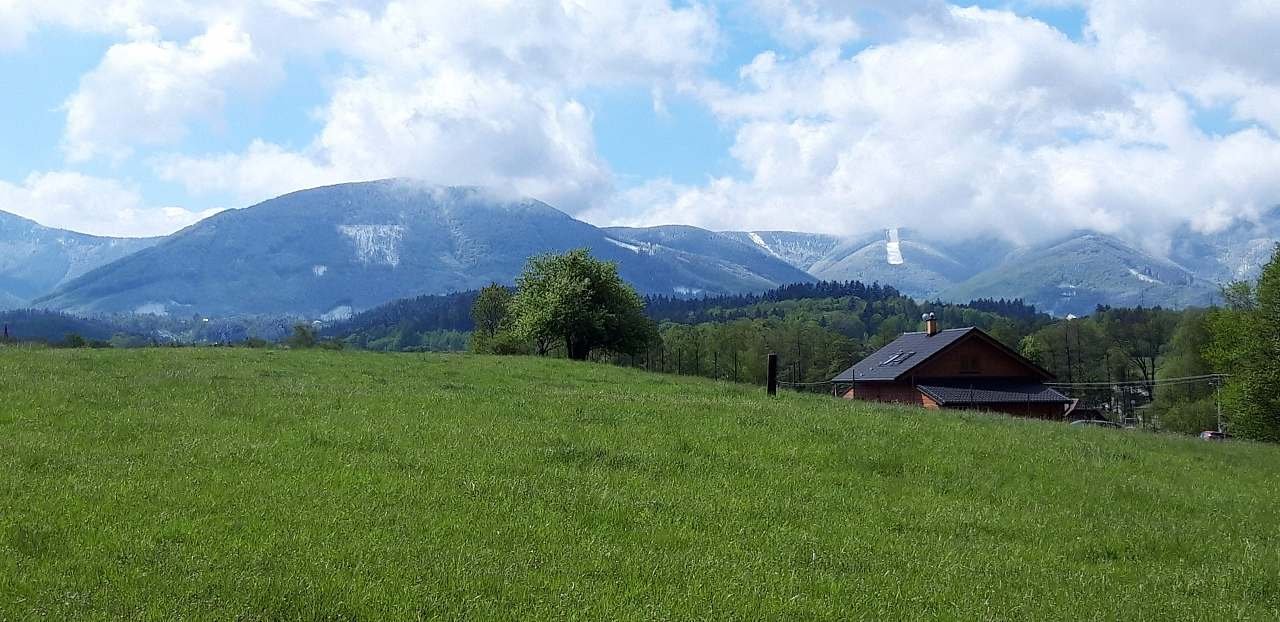 výhled na Pustevny z terasy