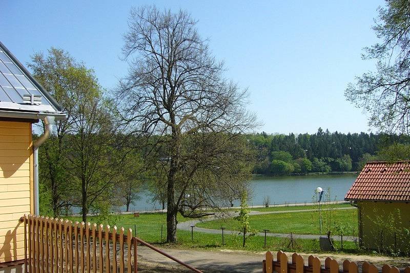 výhled na rybník