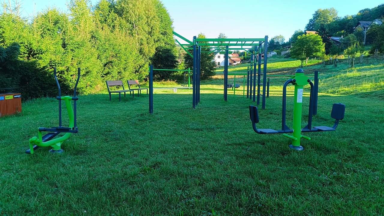 workoutové hřiště 100 m od chaty - Chalet Babory