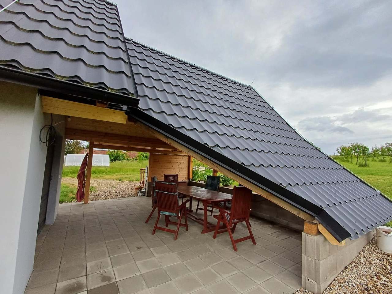 Zastřešená pergola