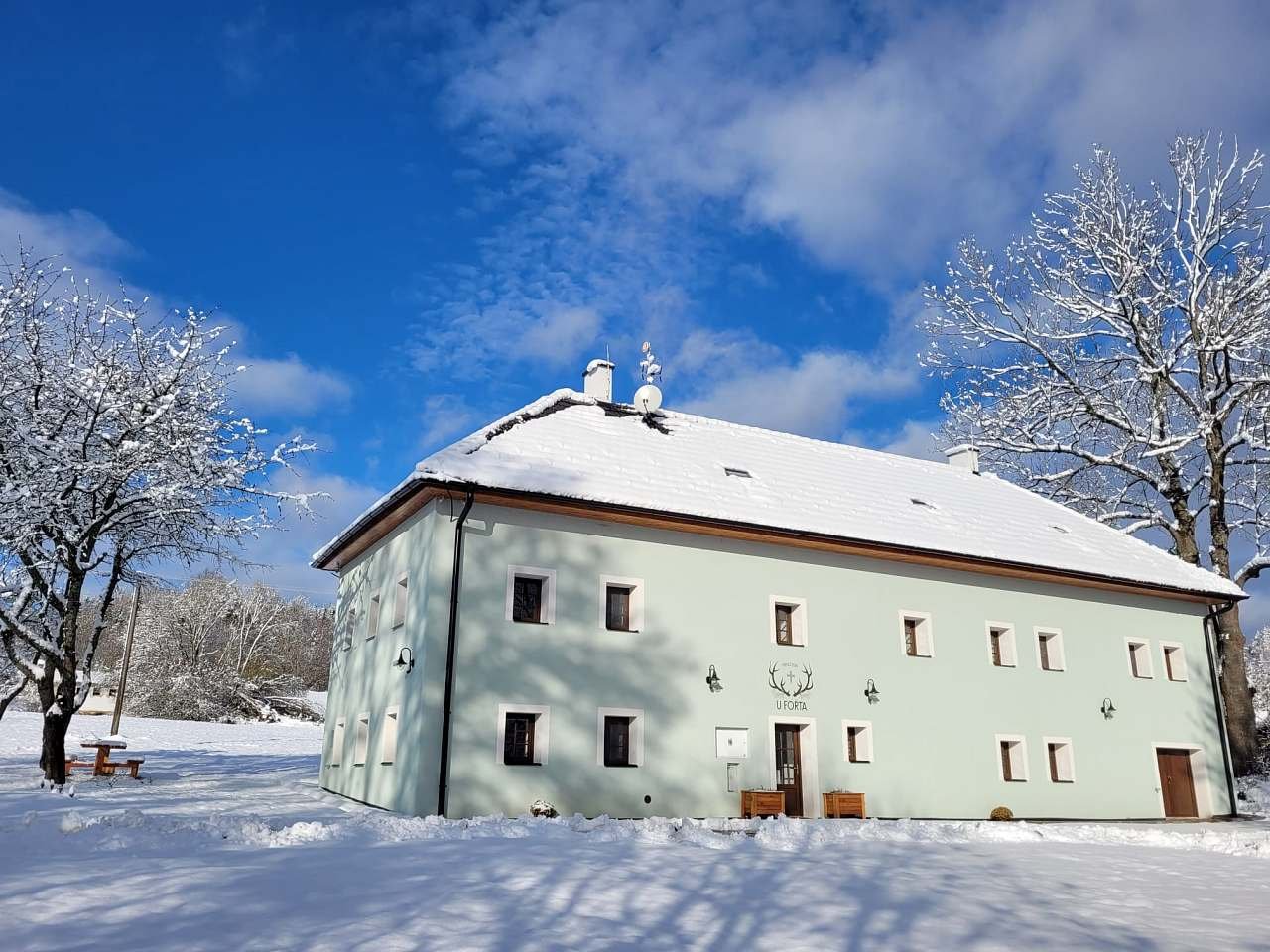 zimní pohled na penzion